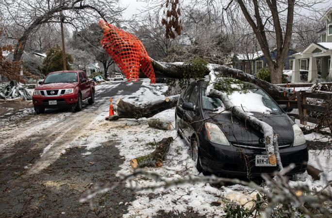 罕见强冷锋席卷美南 多地发布暴风雪警报 德州电网再次面临严峻考验