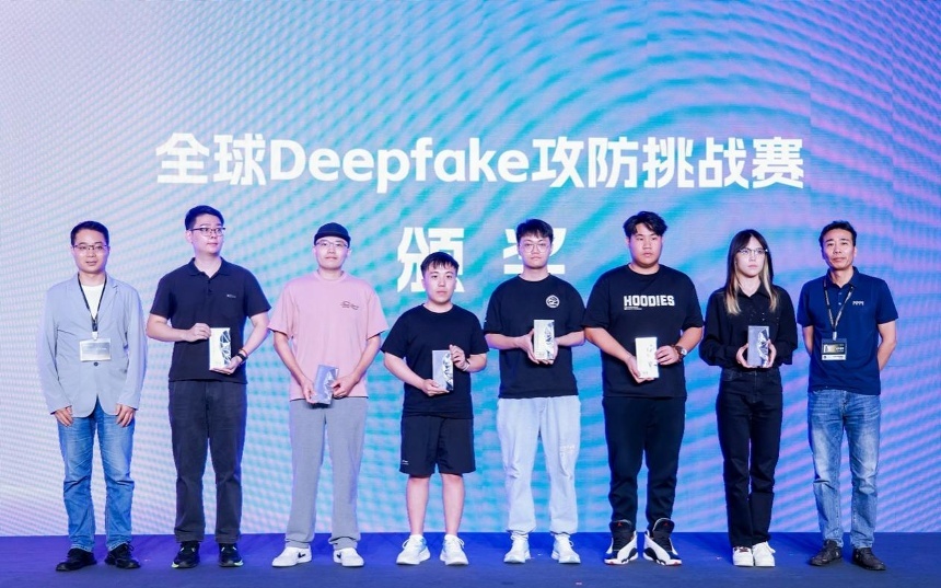 白鲸开源郭炜：DeepSeek让大家吃上了满汉全席，还是免费的